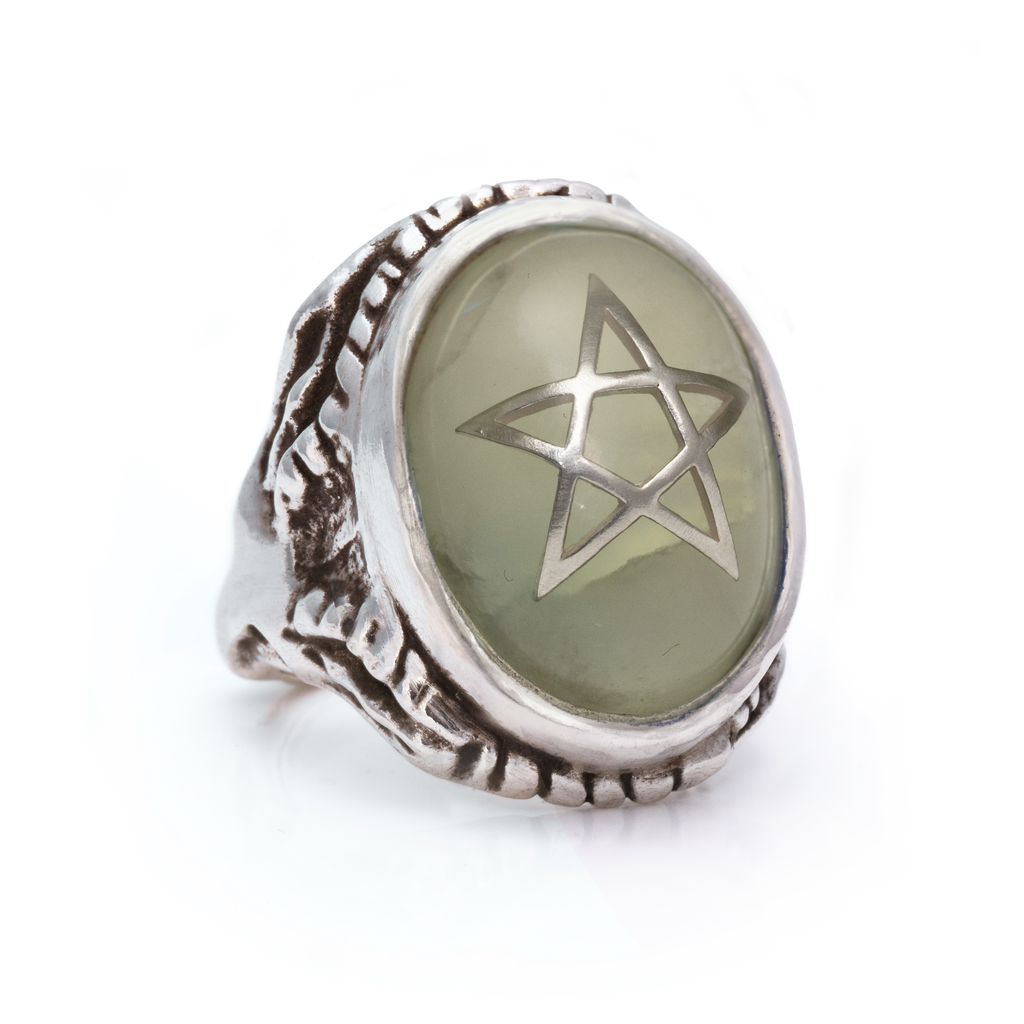Dew Drop Prehnite Angel Heart Ring