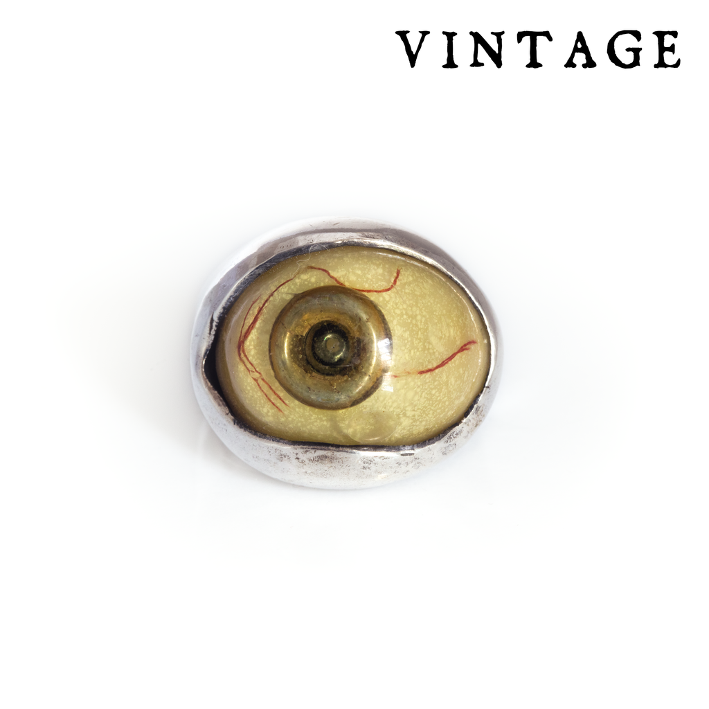 Vintage Y2K Size 8.5 Green Eye Ring