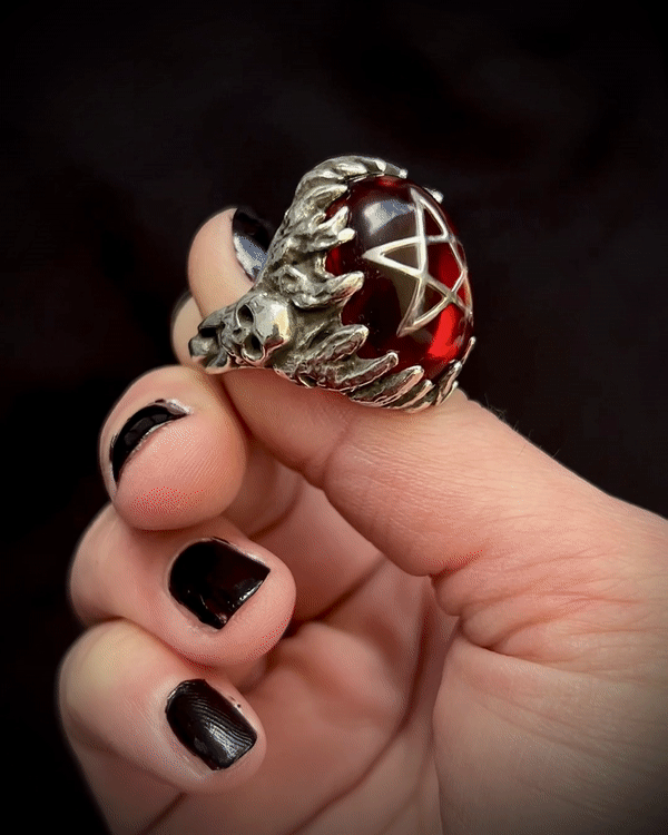 Red Harlequin Star Angel Heart Ring | Alex Streeter｜リング