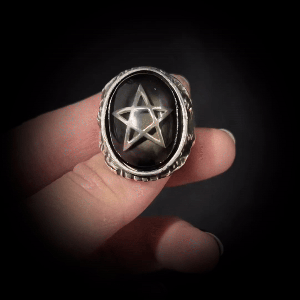 Angel Heart Ring | Alex Streeter Angel Heart Ring | Alex Streeter