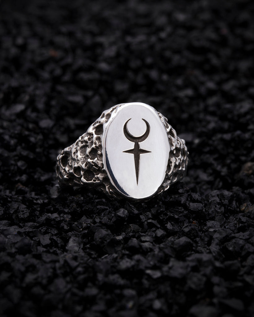 Lilith Lunar Signet Ring