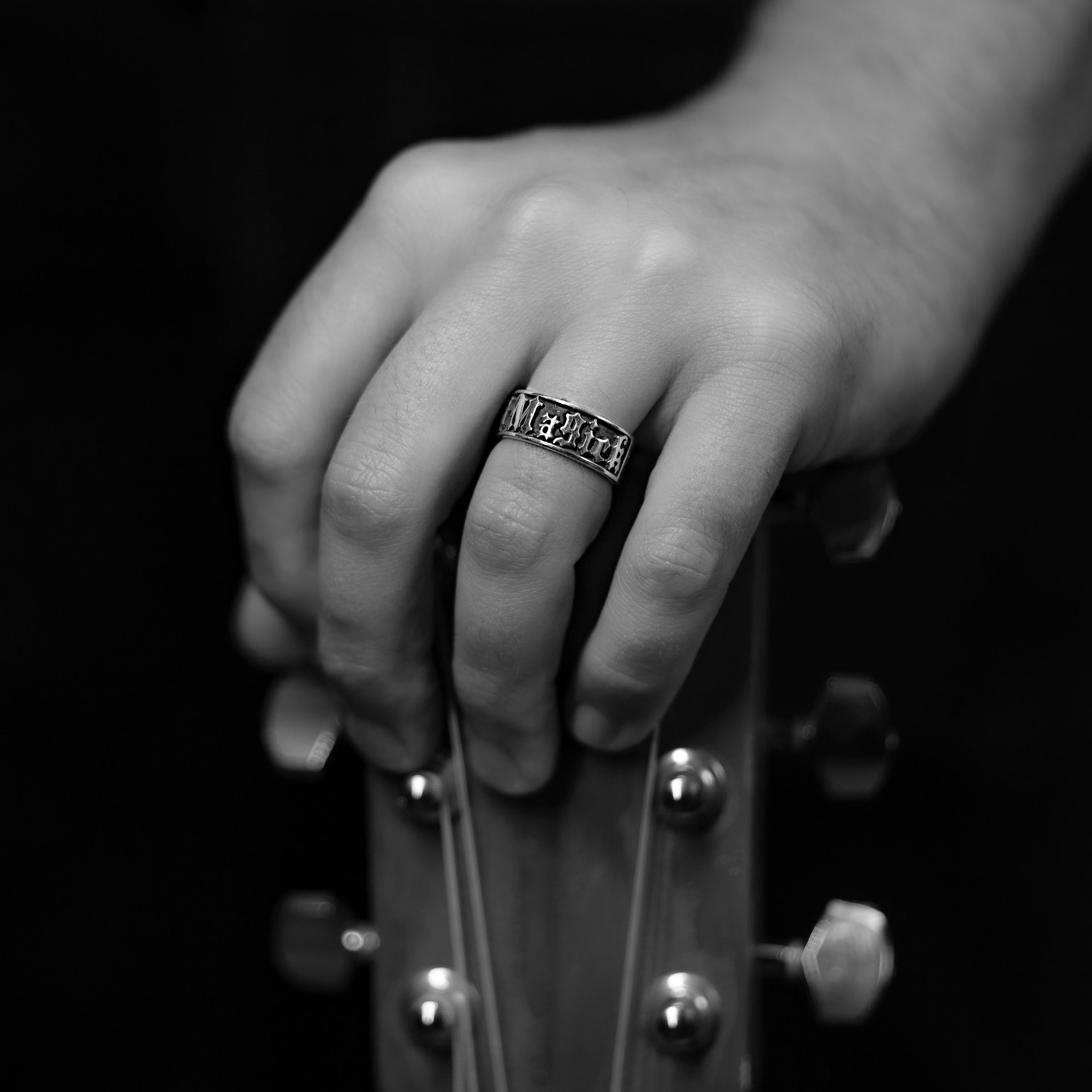 682_Good_Magick_Ring_Model_Sho 