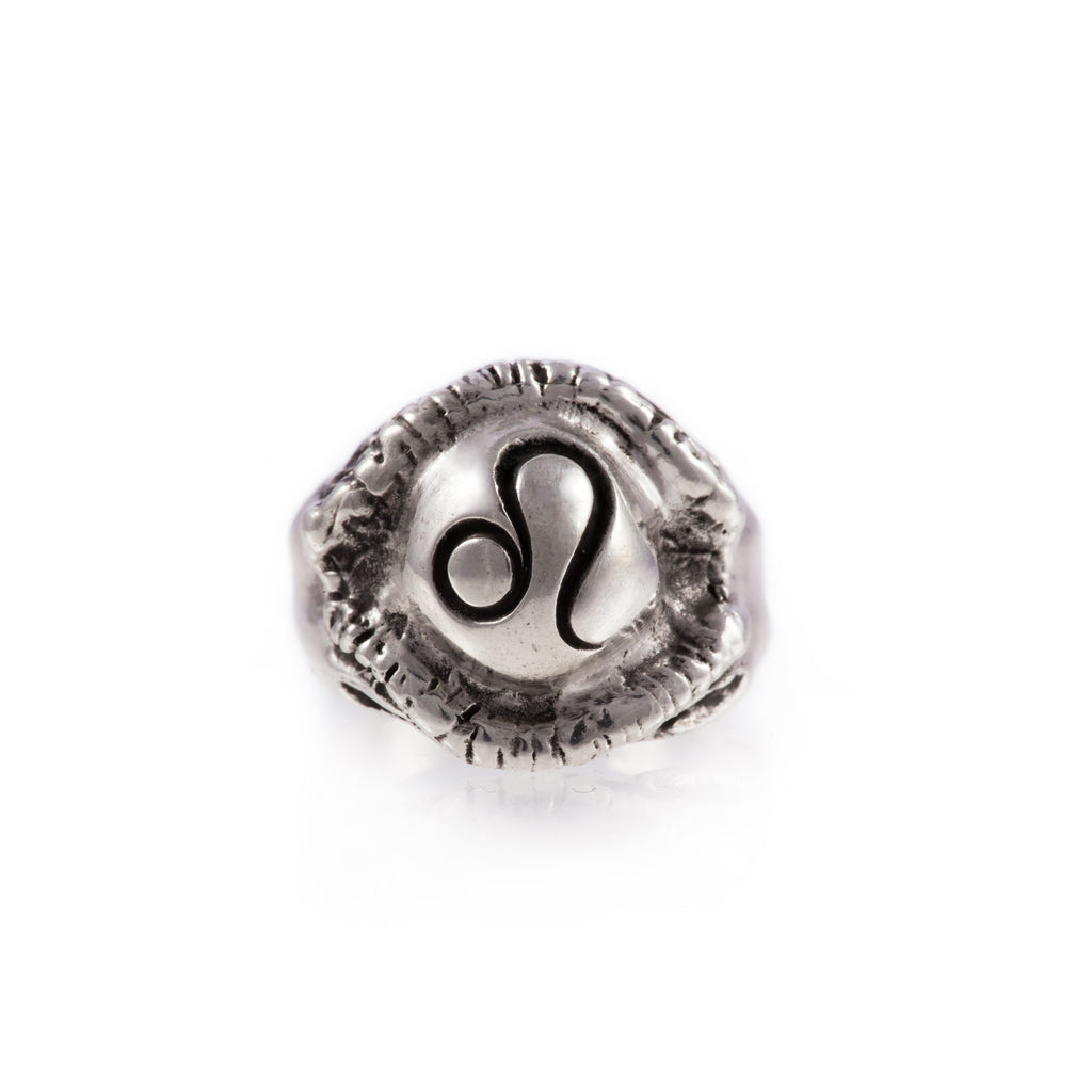 Leo Zodiac Ring | Alex Streeter