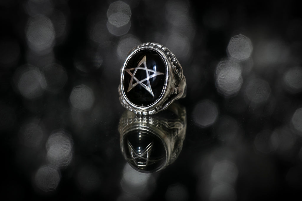 Cathedral Star Black Angel Heart Ring