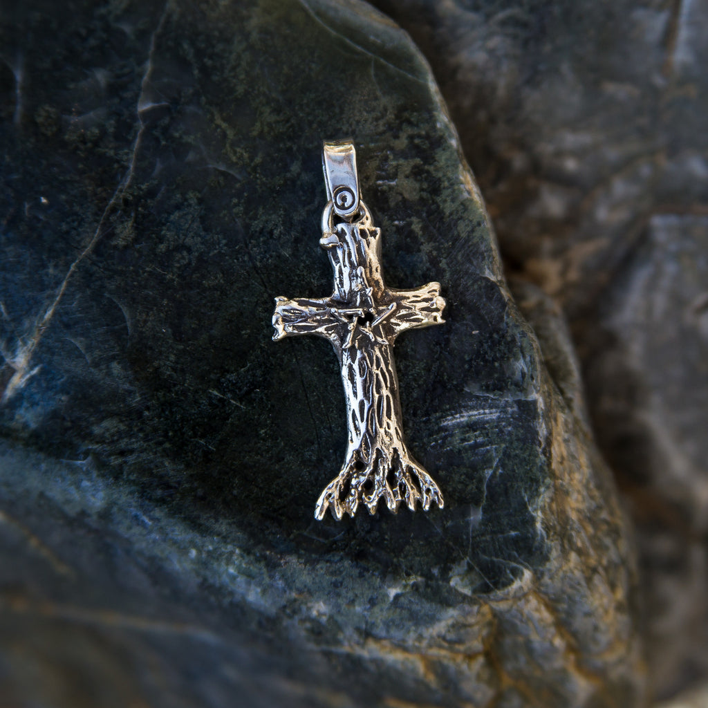 Pagan Cross Alex Streeter